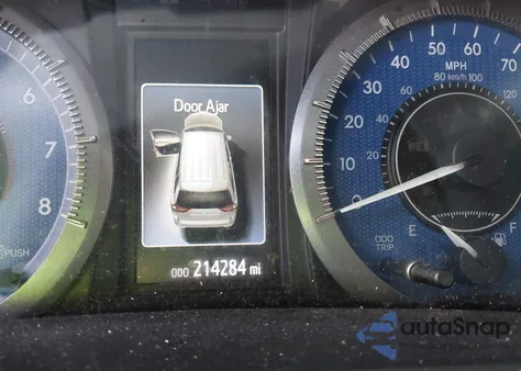 2015 Toyota Sienna Xle 8 Passenger из США, поврежденный, VIN 5TDYK3DC3FS675964